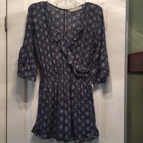 Abercrombie Romper - Picture 3 of 4